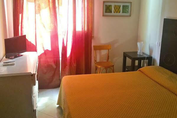 Hotel Illi Marina di Massa Dış mekan fotoğraf